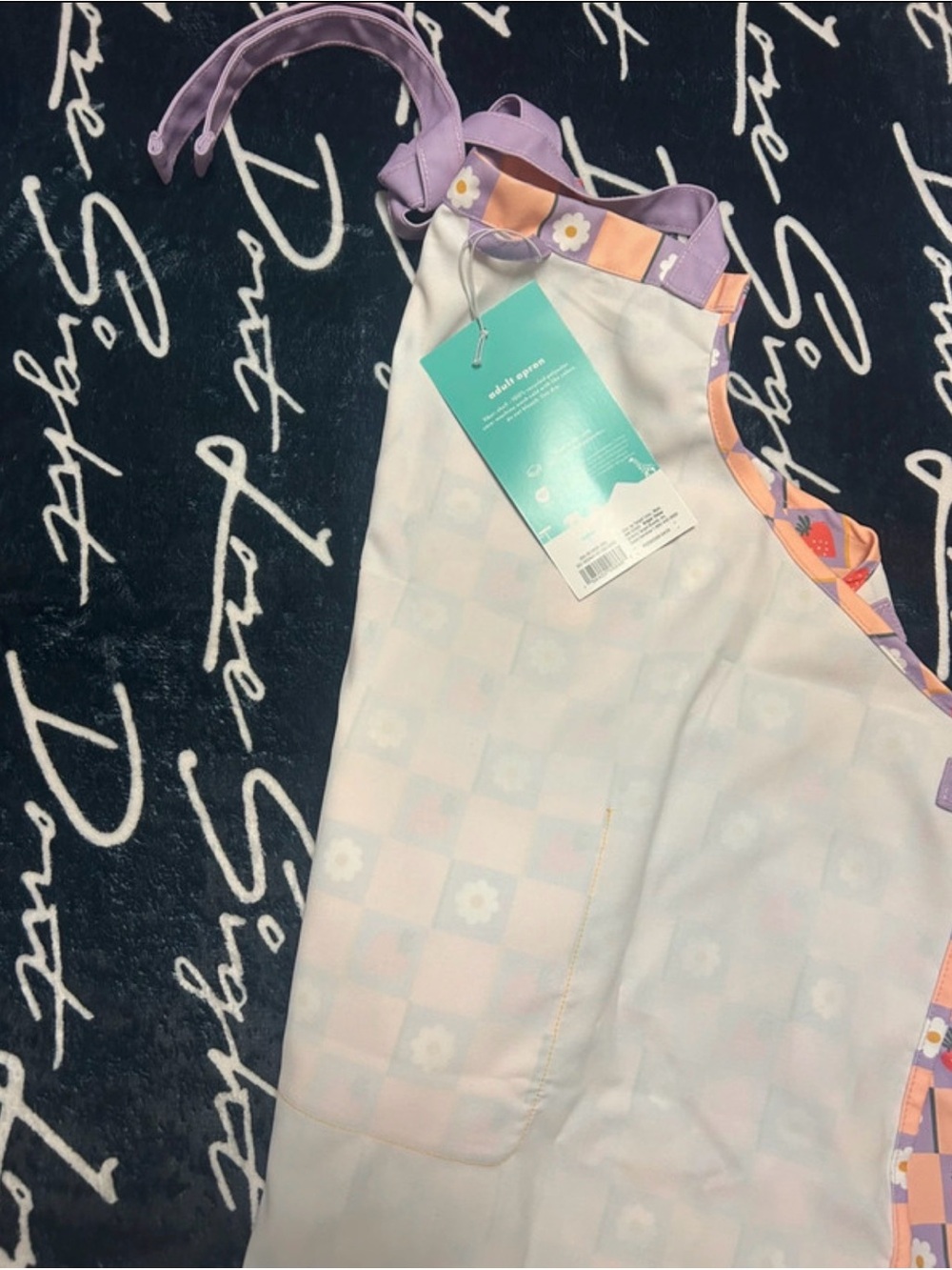 Apron with pattern - Picture 2 of 2
